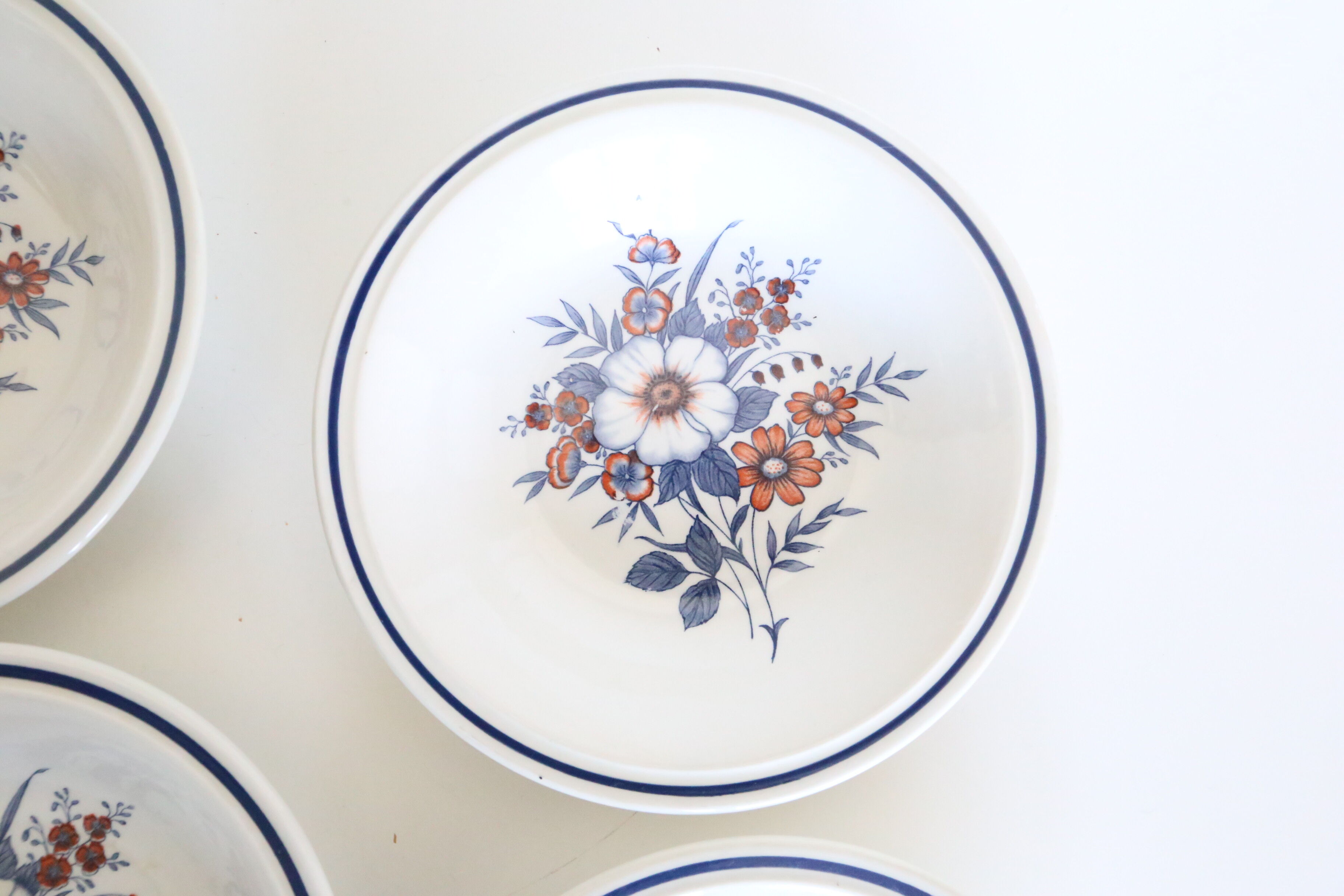 Set of 4 plates caps Stafforshire Alpine Rose