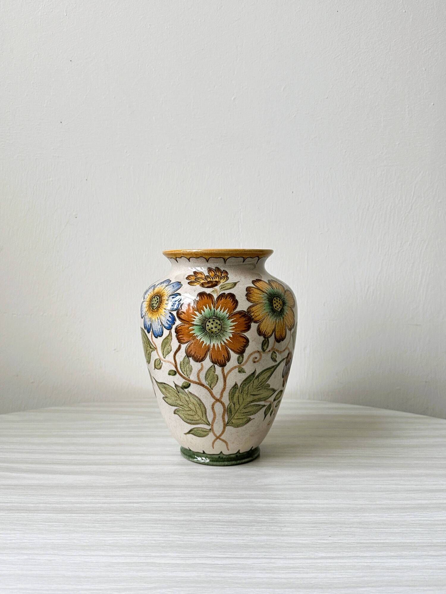 Gouda Art Holland 'POLO' hand painted floral vase number 3160