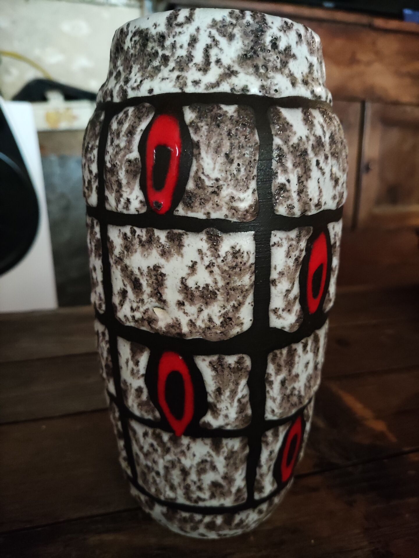 Ceramic vase