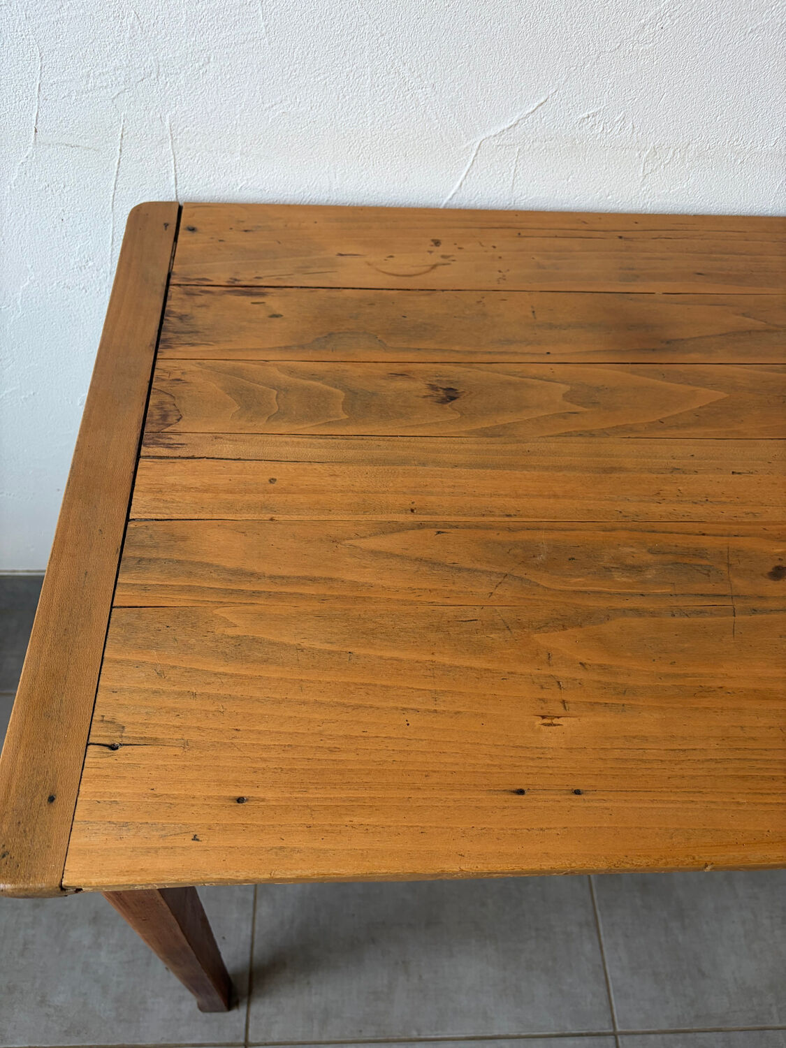 Charming vintage oak table/desk