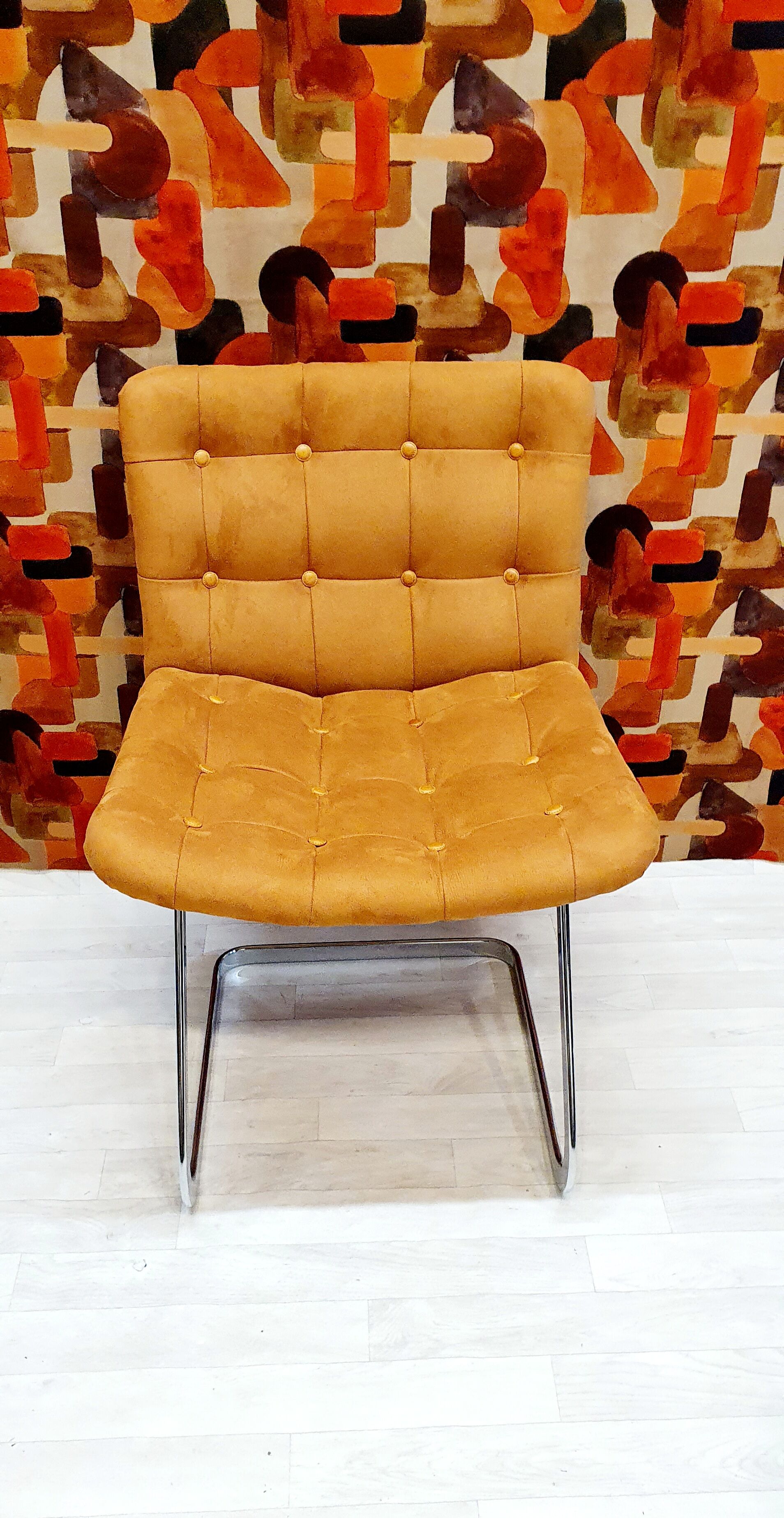 Airborne armchair 'Haussmann'