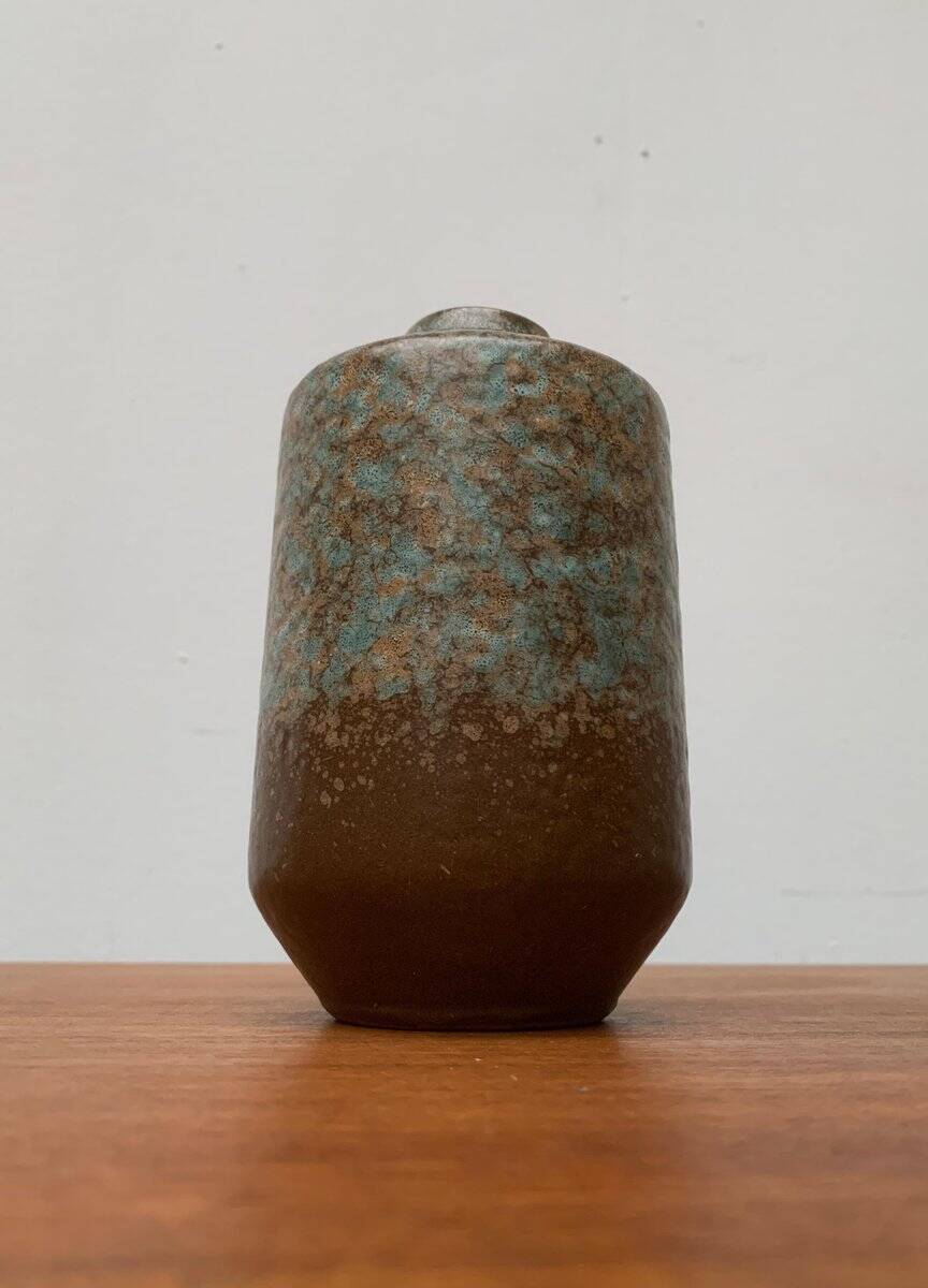 East German pottery vase from the mid-century by Strehla Keramik.