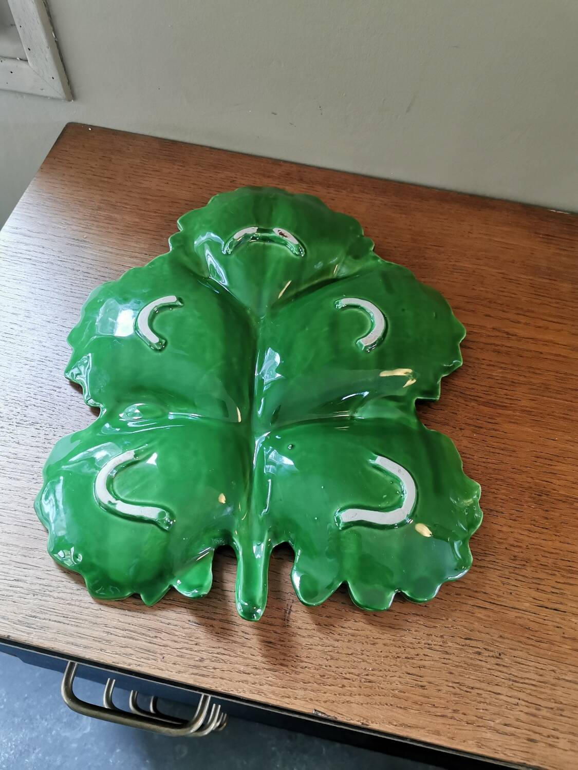 Vintage green leaf slip dish