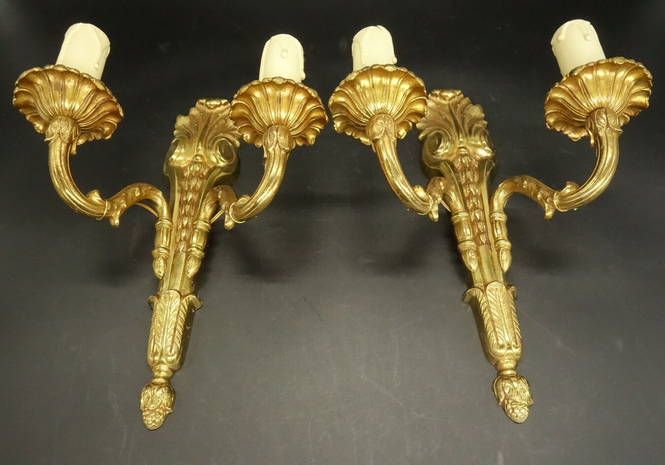 Paire d'appliques style Louis XVI