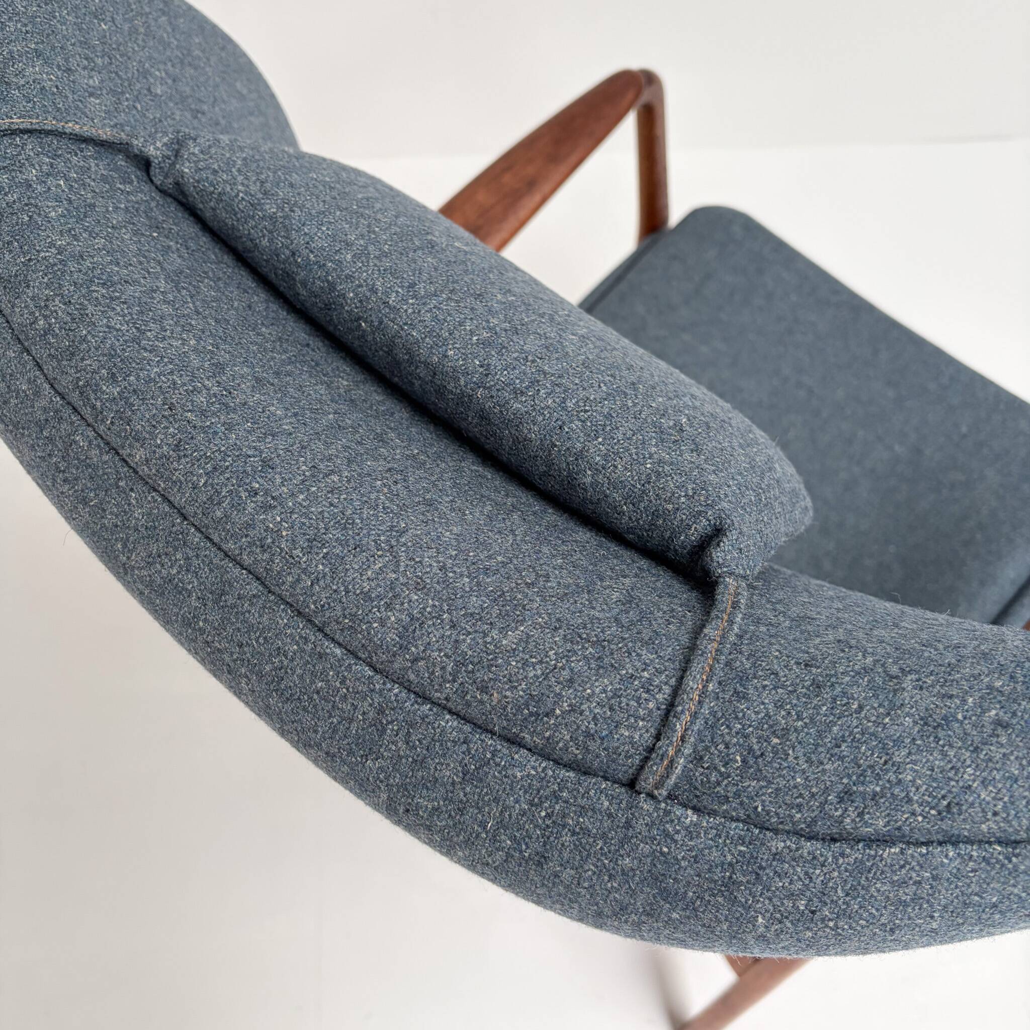 Re upholstered Edith (men’s) armchair by Bovenkamp, 1960s