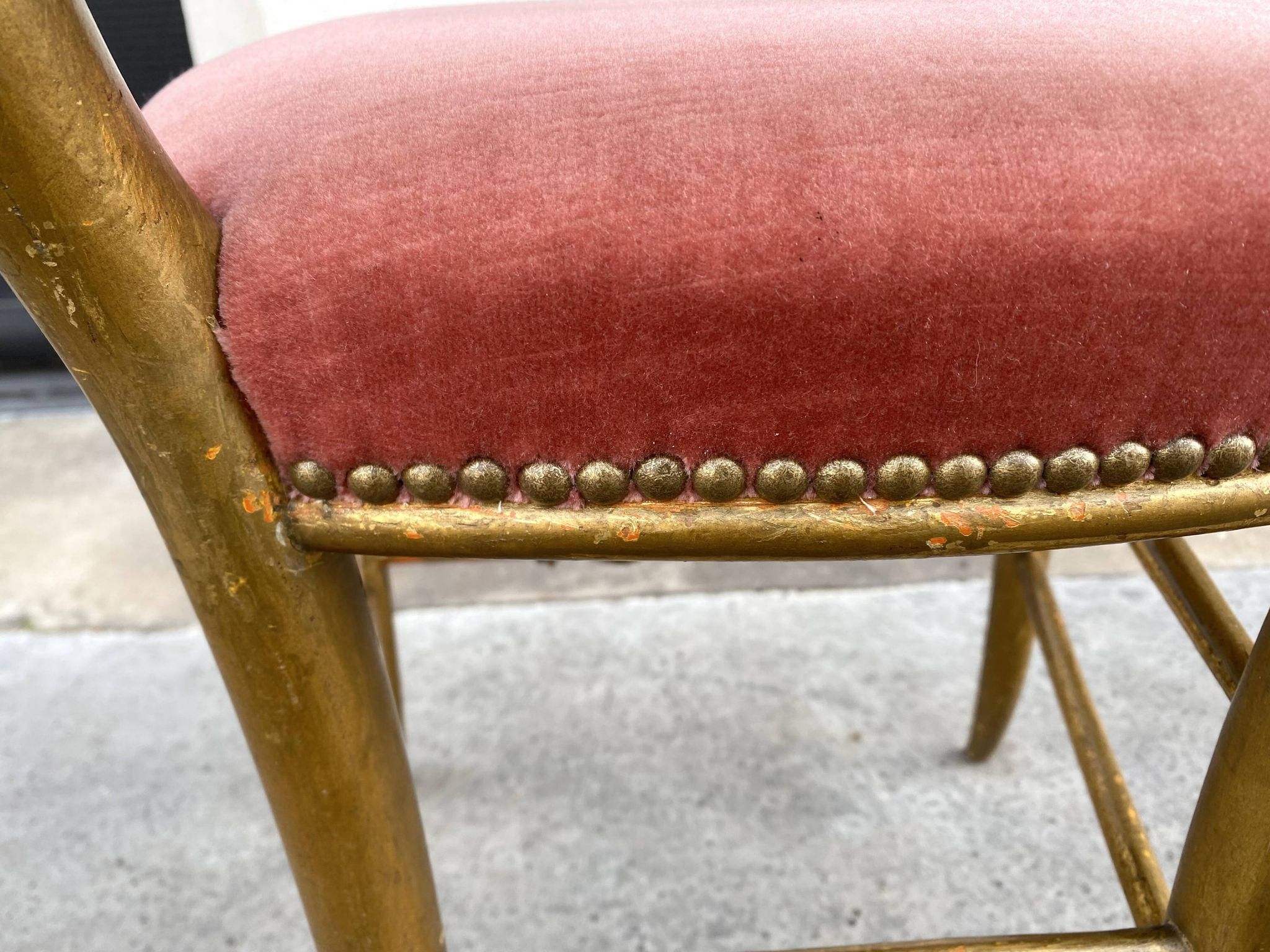 Napoleon III chair in gilded wood and pink velvet, old Chiavari wooden chair