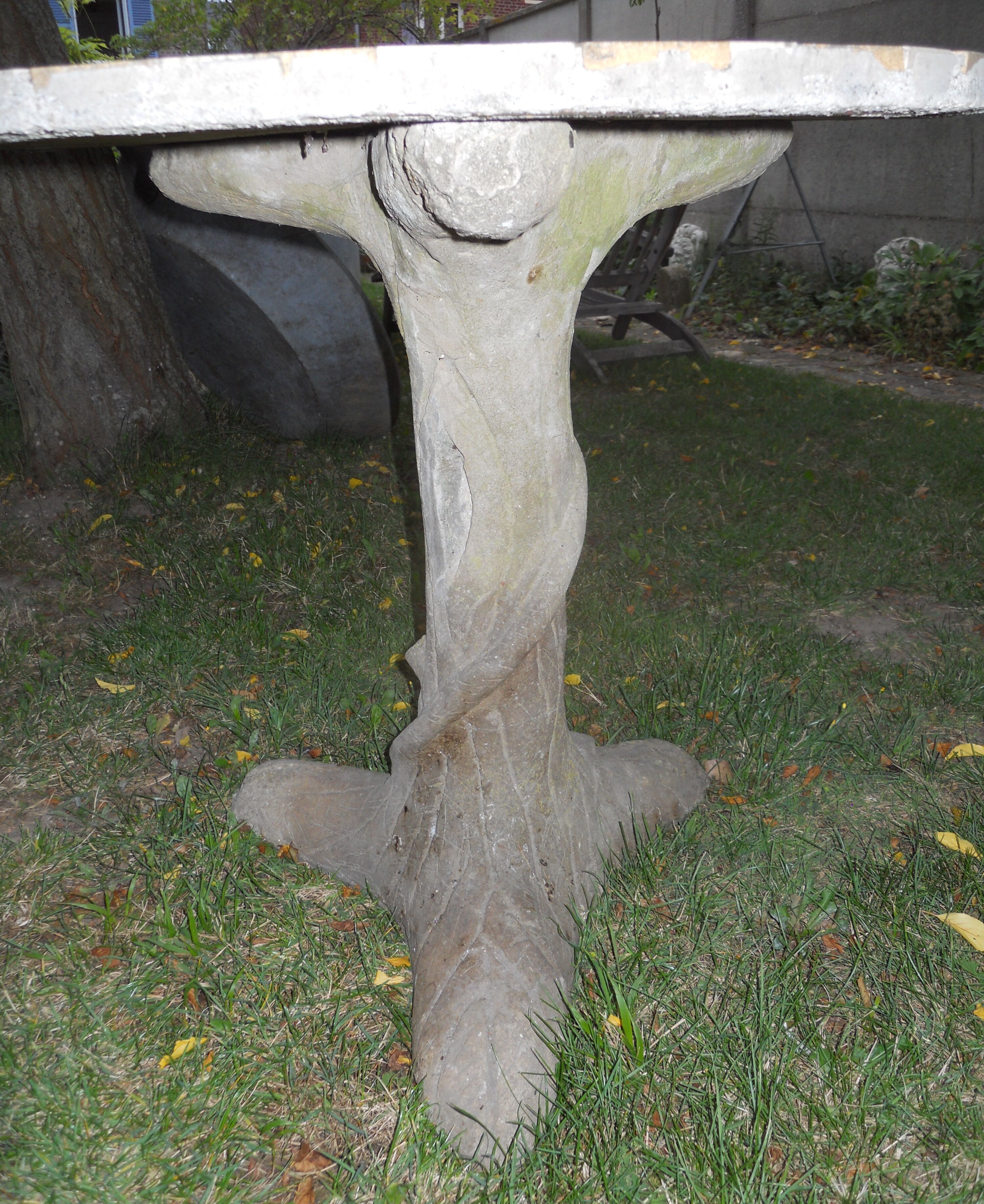 Foot cement garden table shape trunk