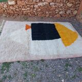 Traditional handmade wool rug size 150 x 250 cm