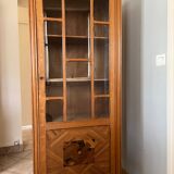 Parisian wardrobe vintage showcase