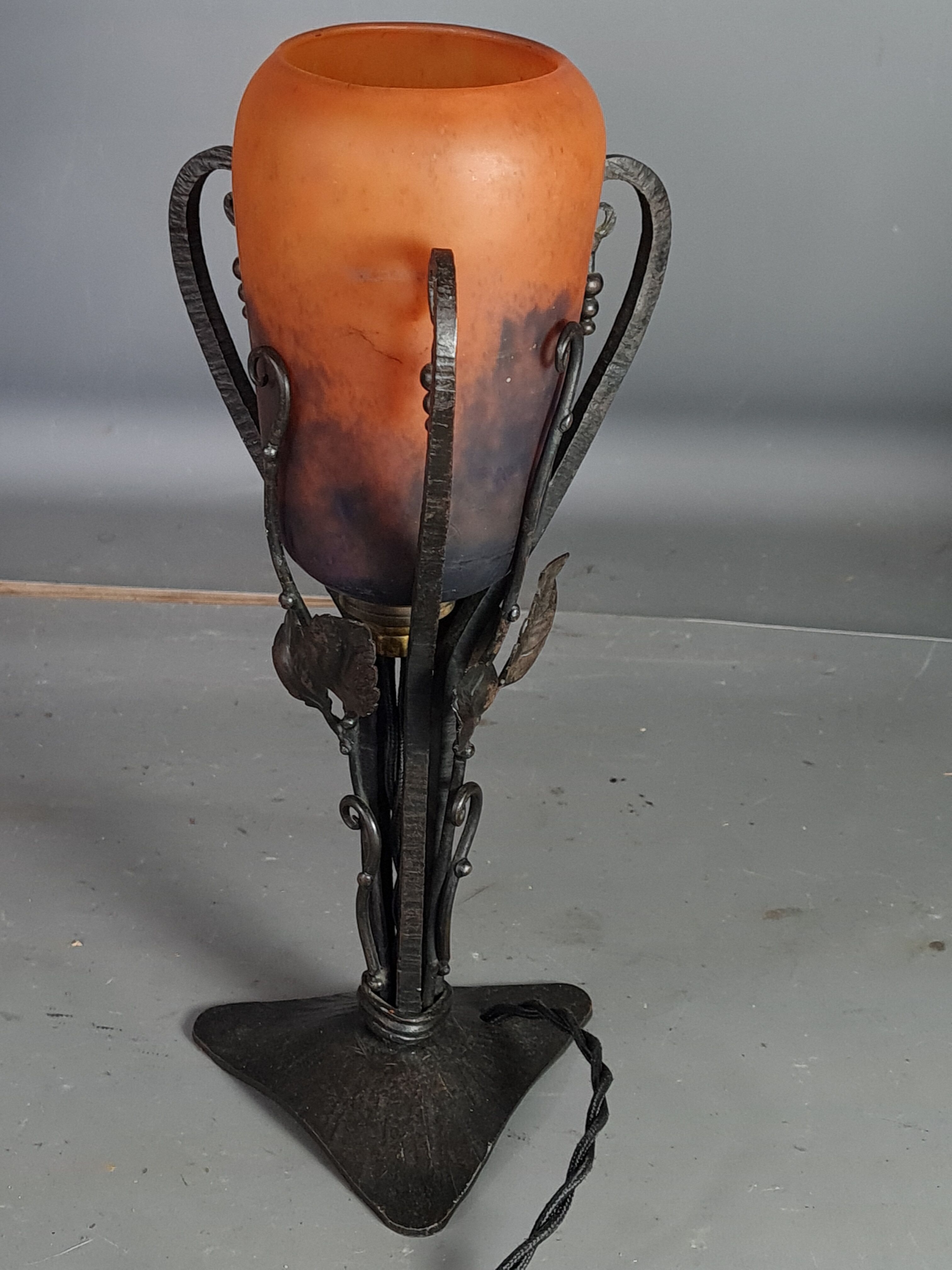 Daum, art-deco table lamp wrought iron tulip glass signed sb
