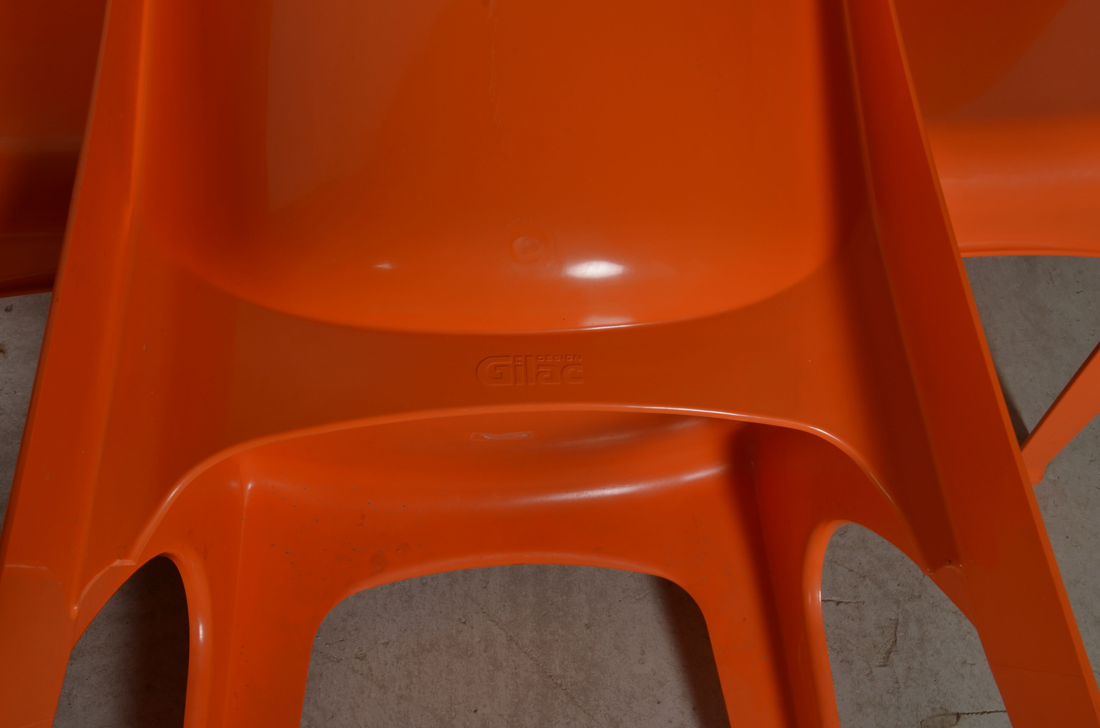 Gilac chairs