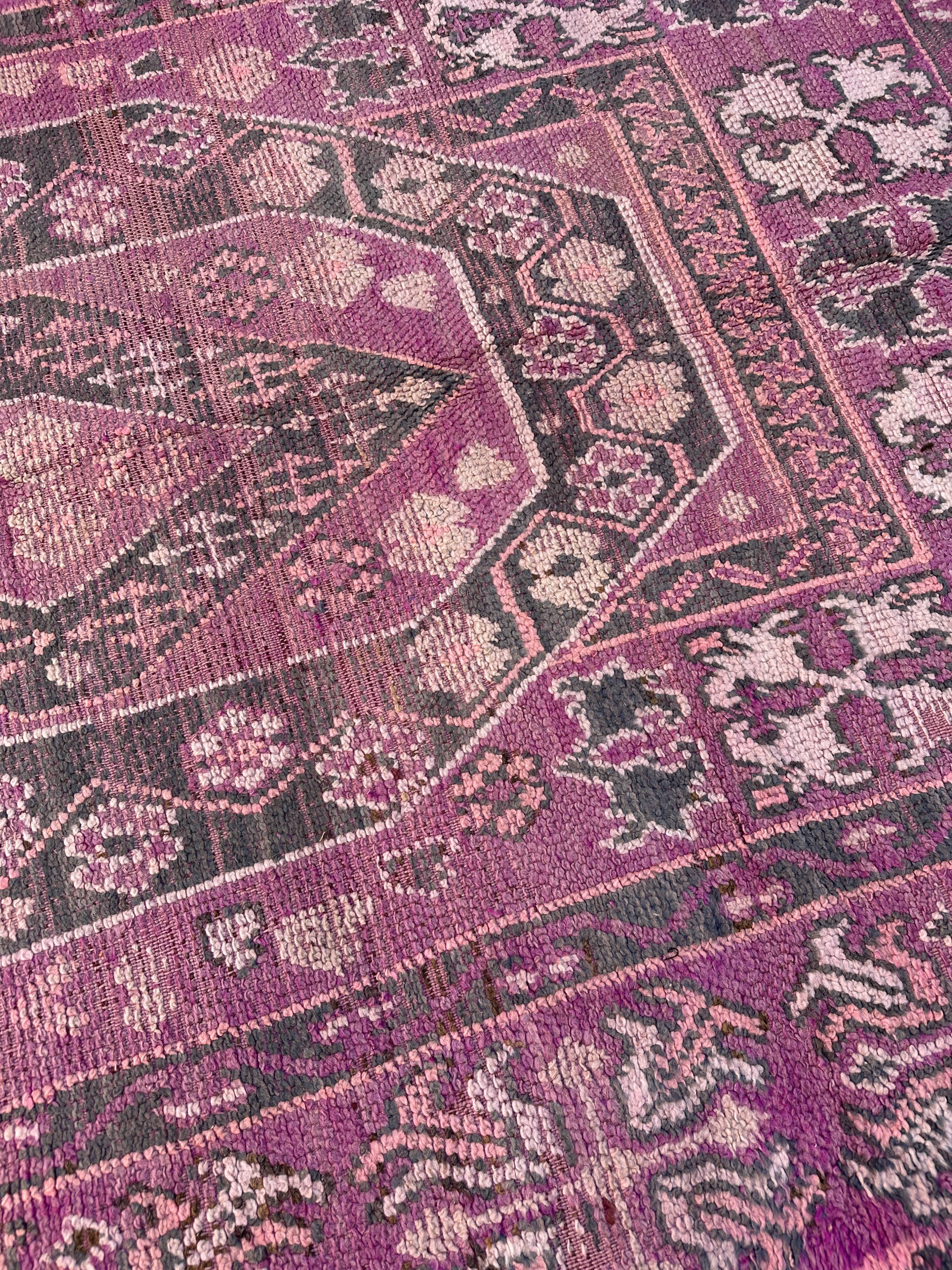 Old Moroccan Carpet - 189 x 340 cm