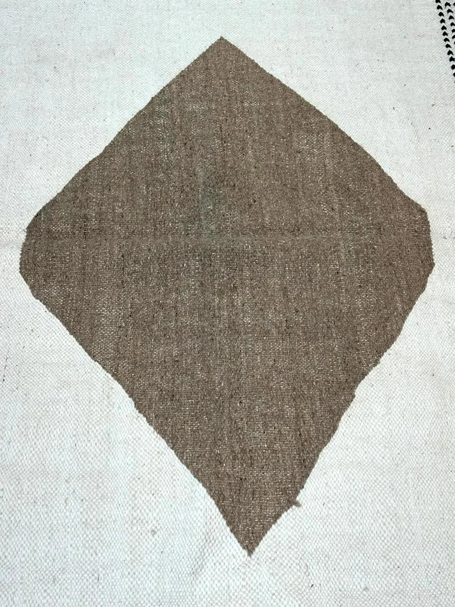 Berber rug in fine wool – Abstract shapes