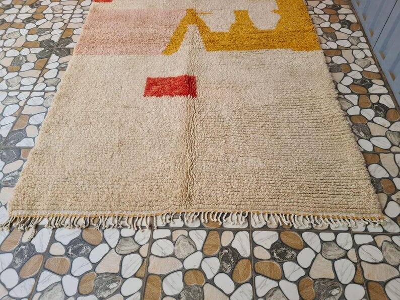 Traditional handmade Berber rug 250cmx150cm
