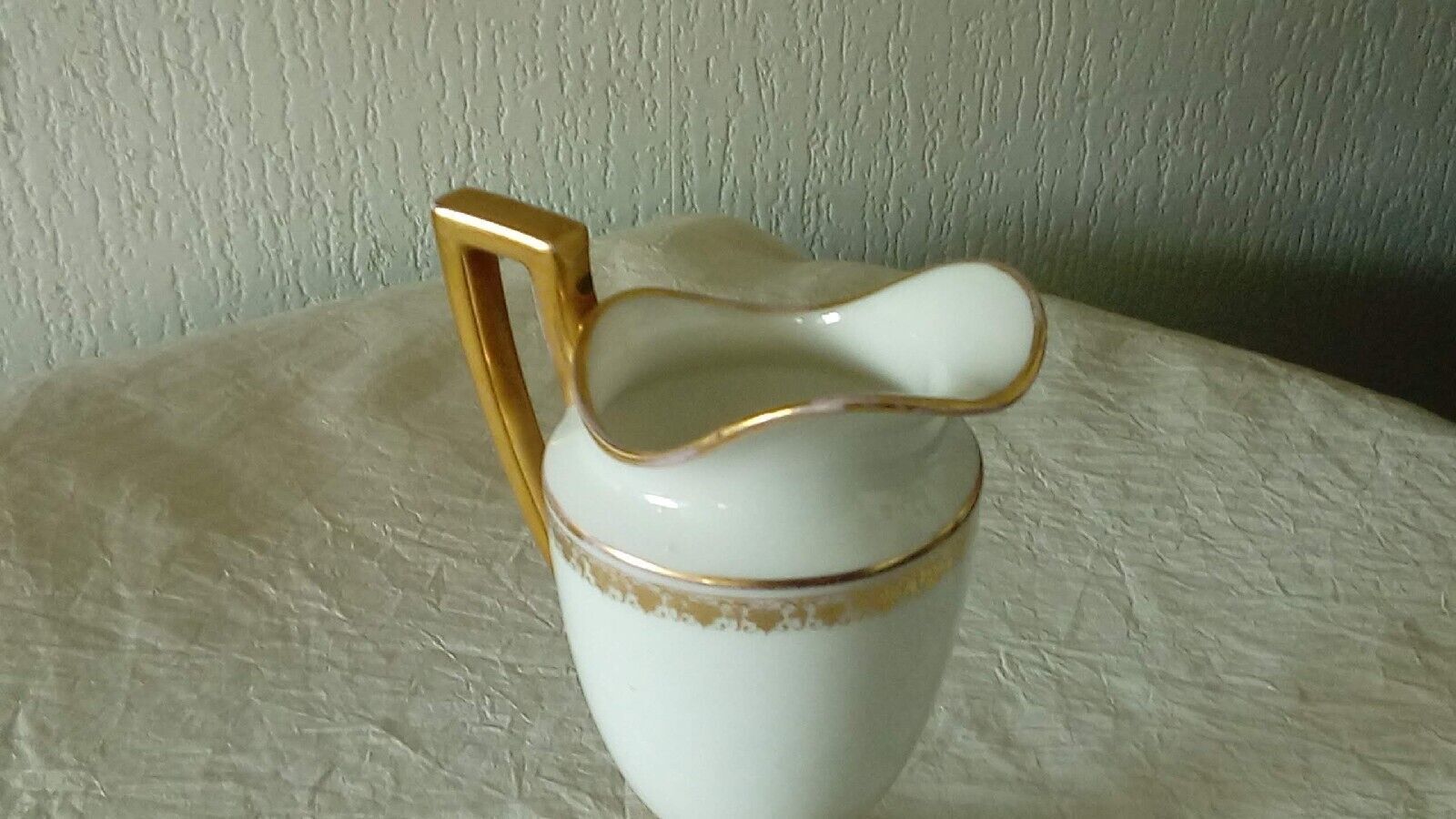 Pot à lait pichet en porcelaine de Limoges