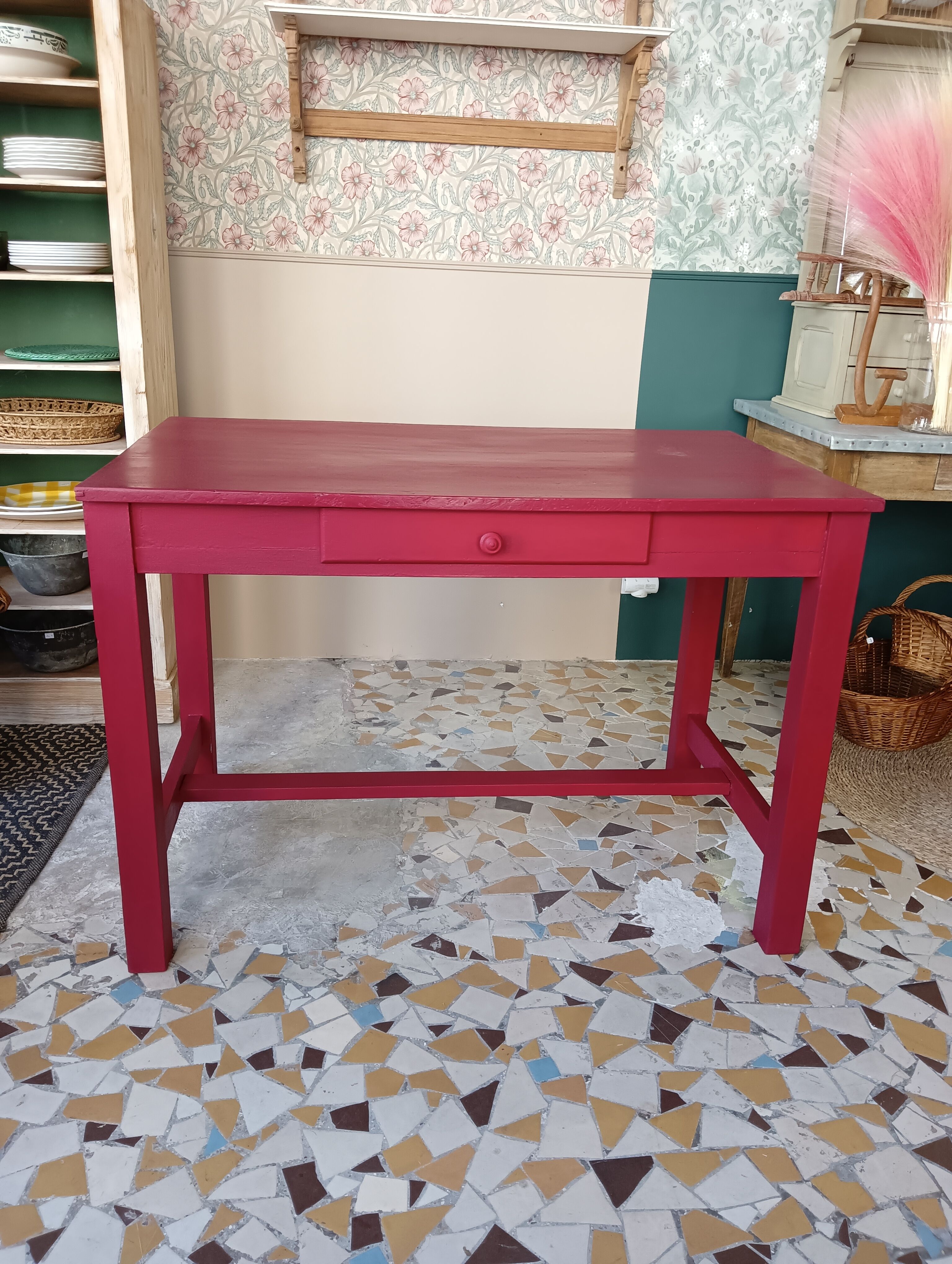 Farm table