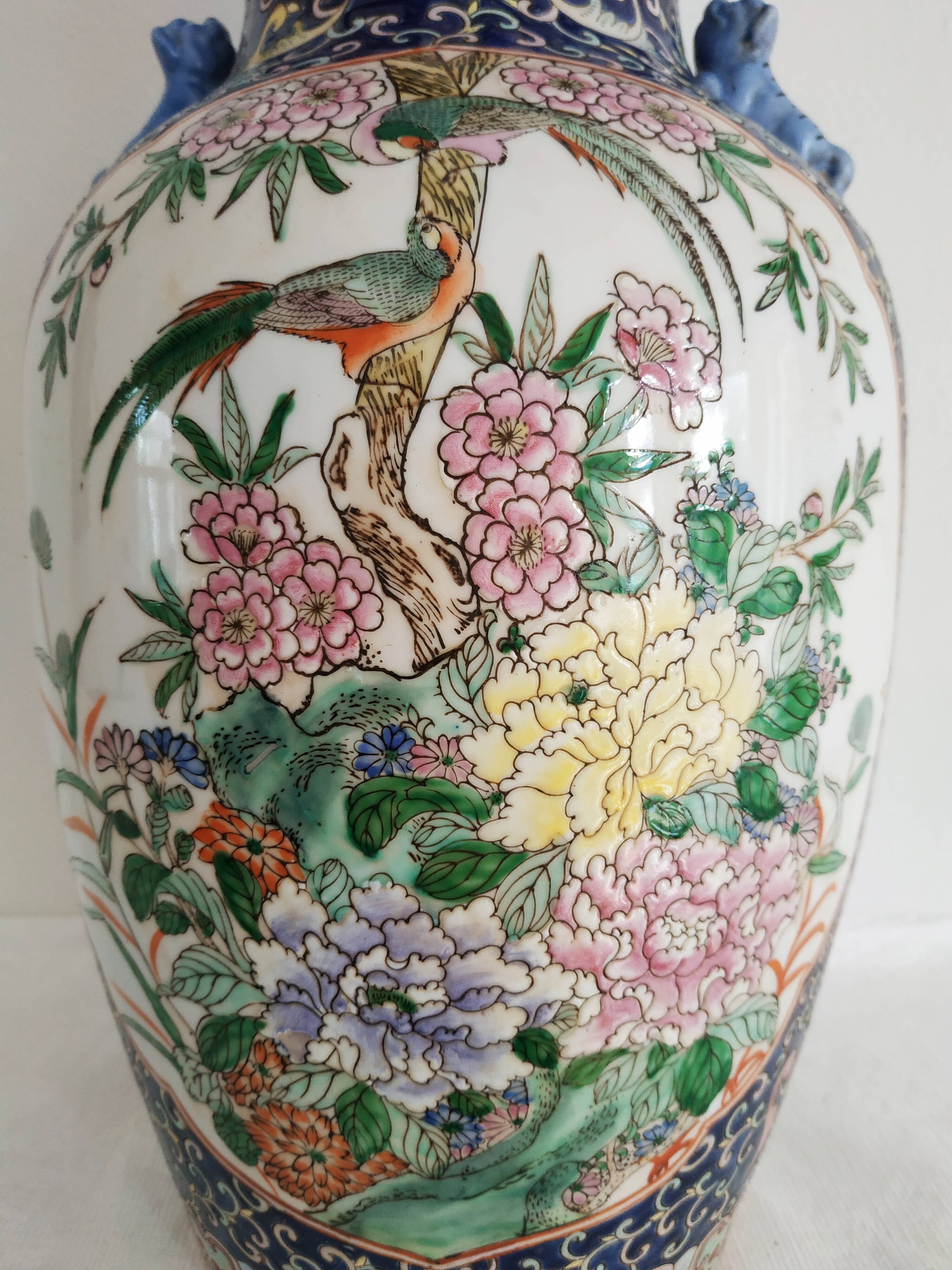 Chinese vase pink family 19th century