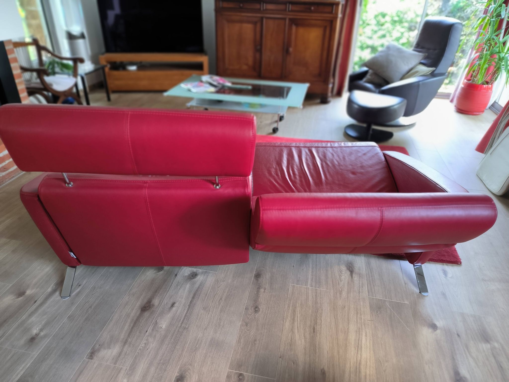 2-seater sofa & pouffe, Steiner Faubourg red leather