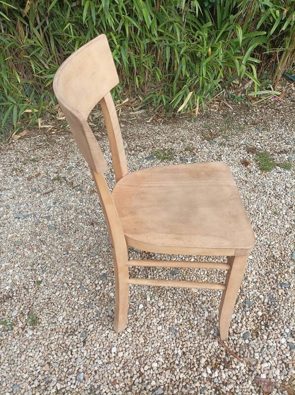 Luterma style air-gummed solid wood bistro chair