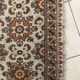 Moroccan hallway carpet - knotted dots