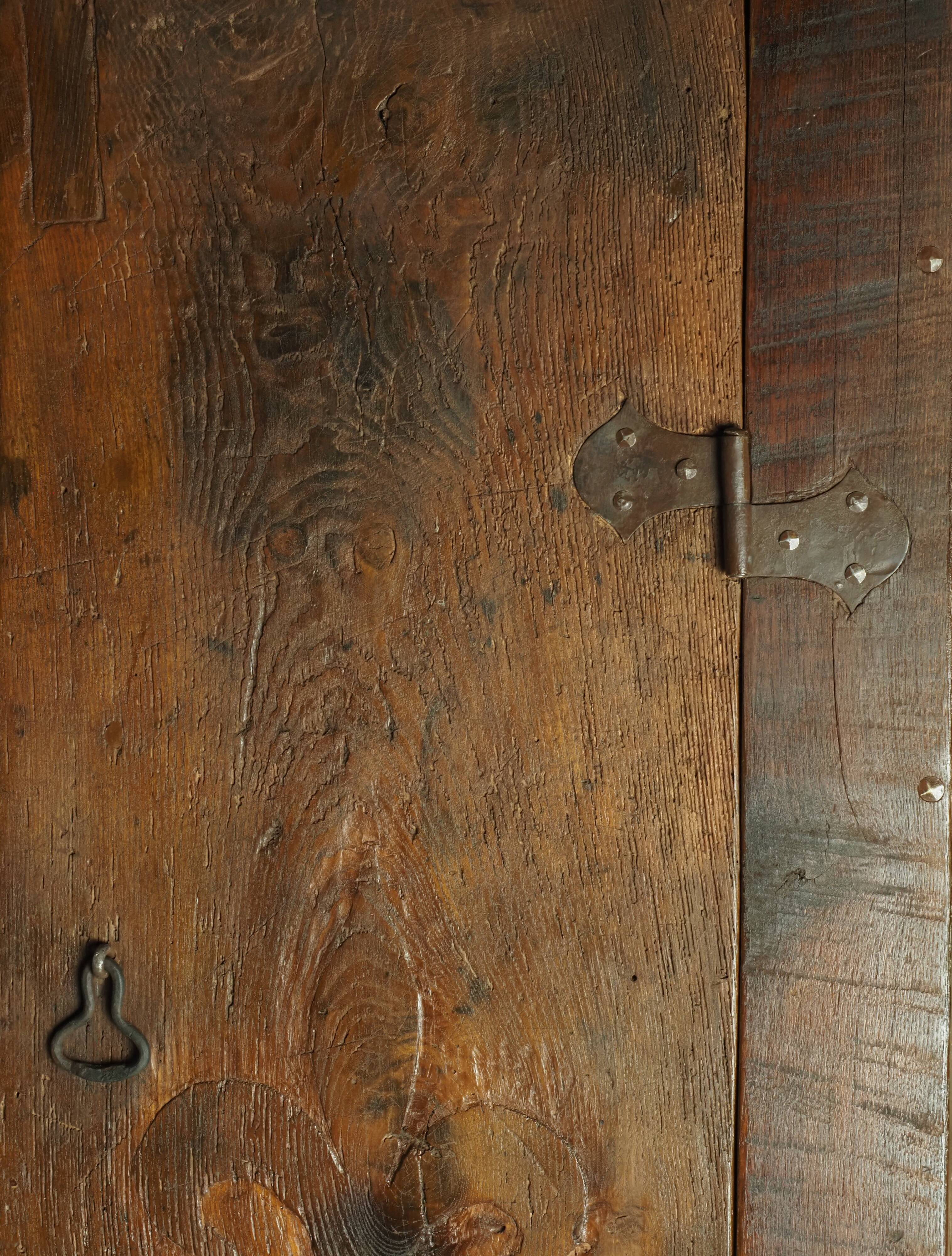 18th century French 'fleur-de-lis' armoire