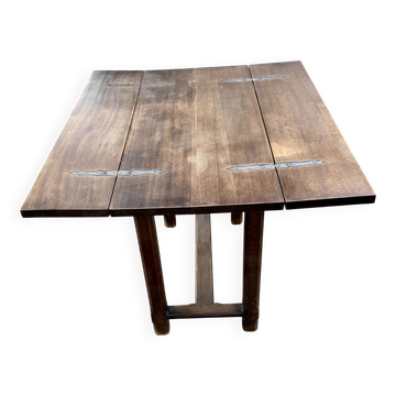 Antique rectangular drop-leaf table