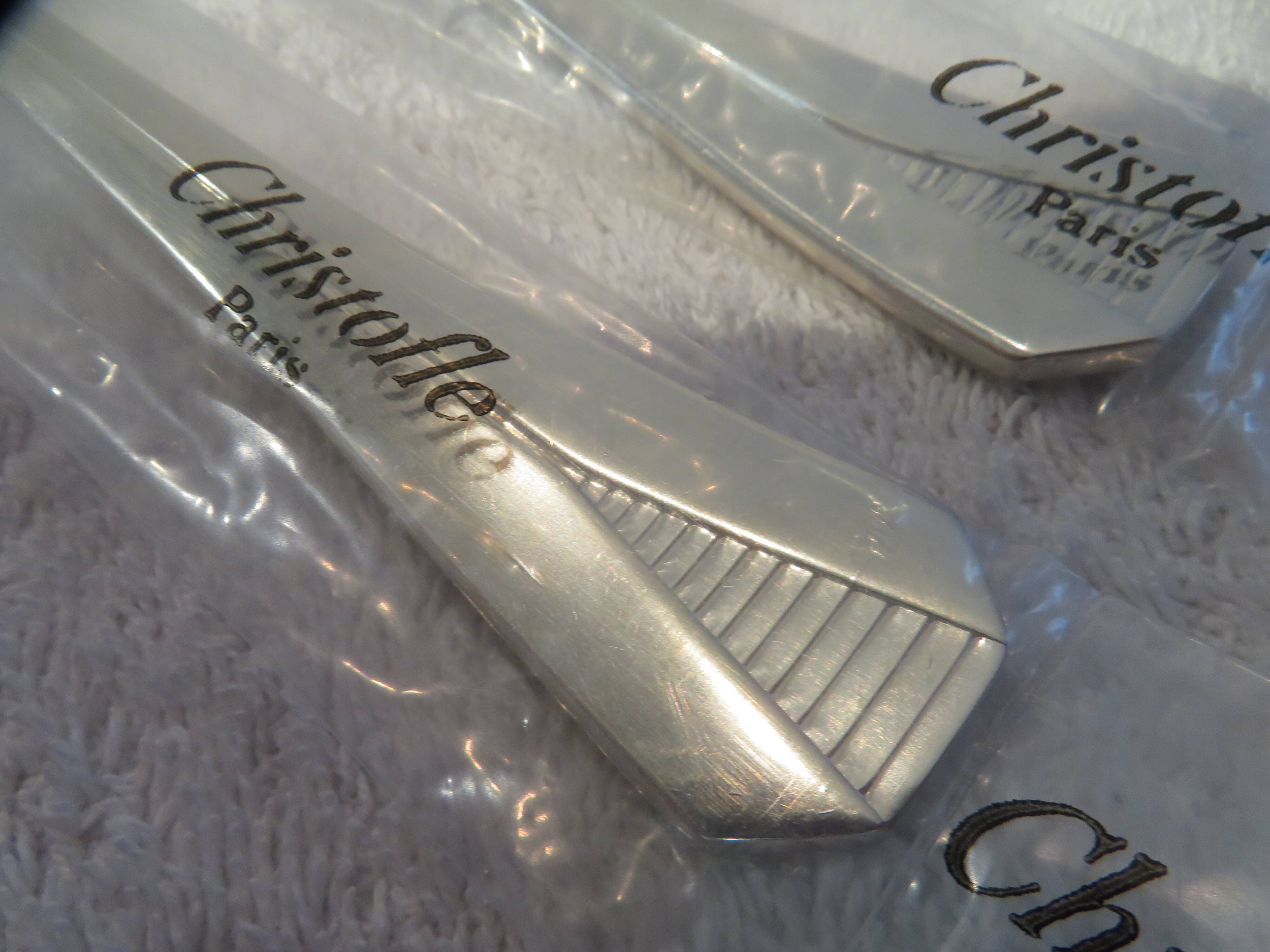 2 Christofle Atlantide silver-plated table forks in blister pack