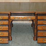 Antique double-sided desk C Hindley & Son in oak and leather