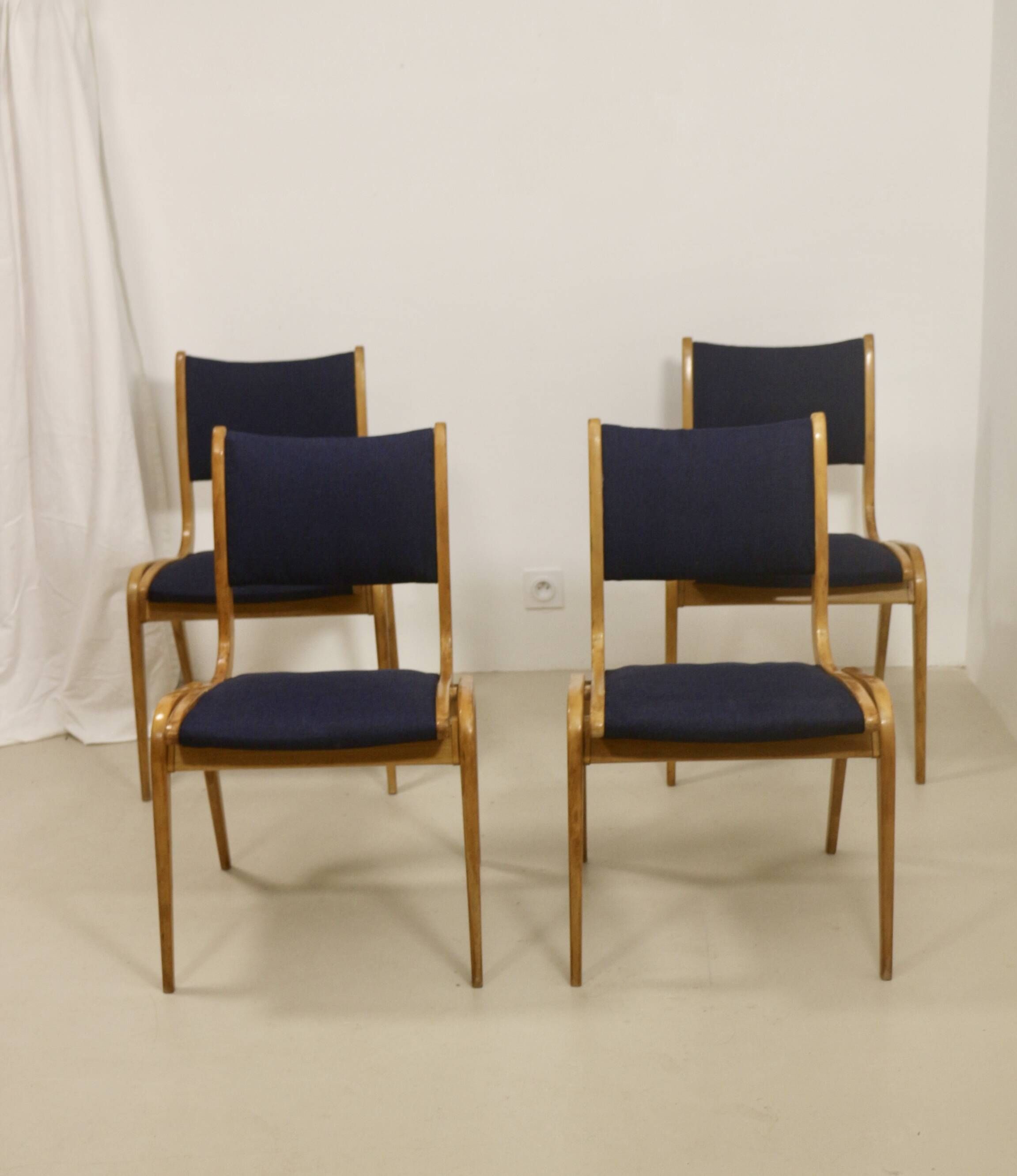 Lot de 4 chaises design scandinave bois courbé année 60.