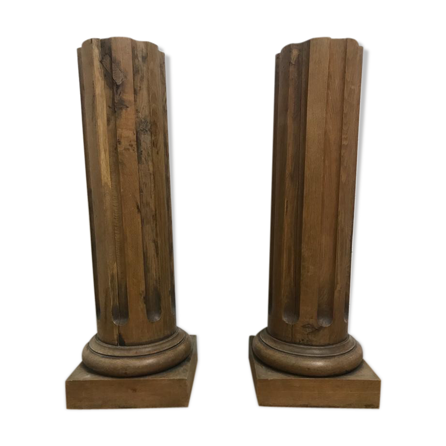 Wooden columns Yves Gastou
