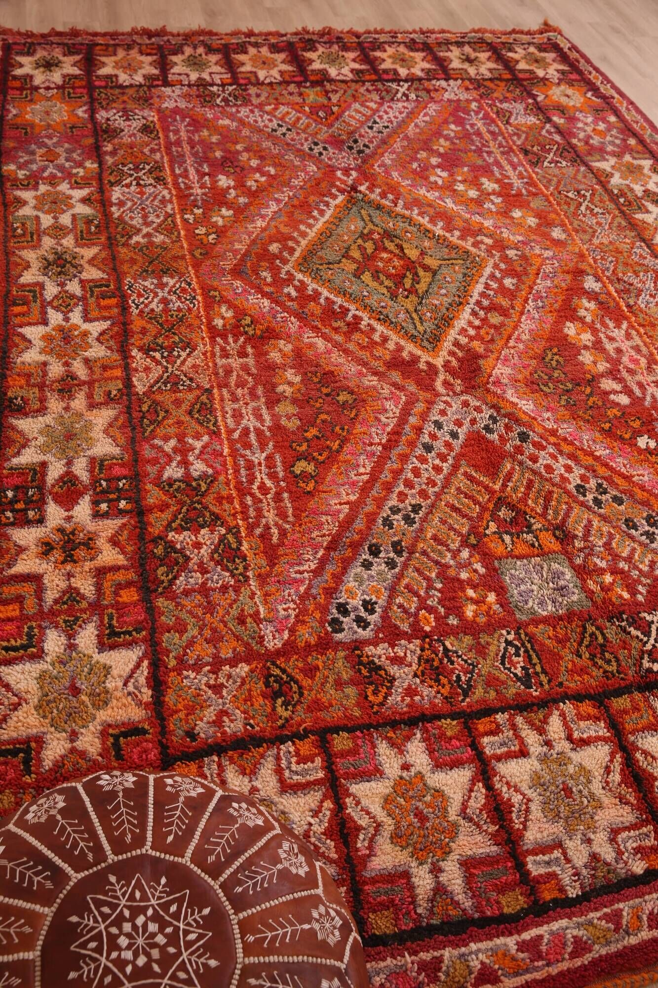 Vintage Moroccan Wool Rug 214 x 325 cm, Berber Handmade Rug Unique