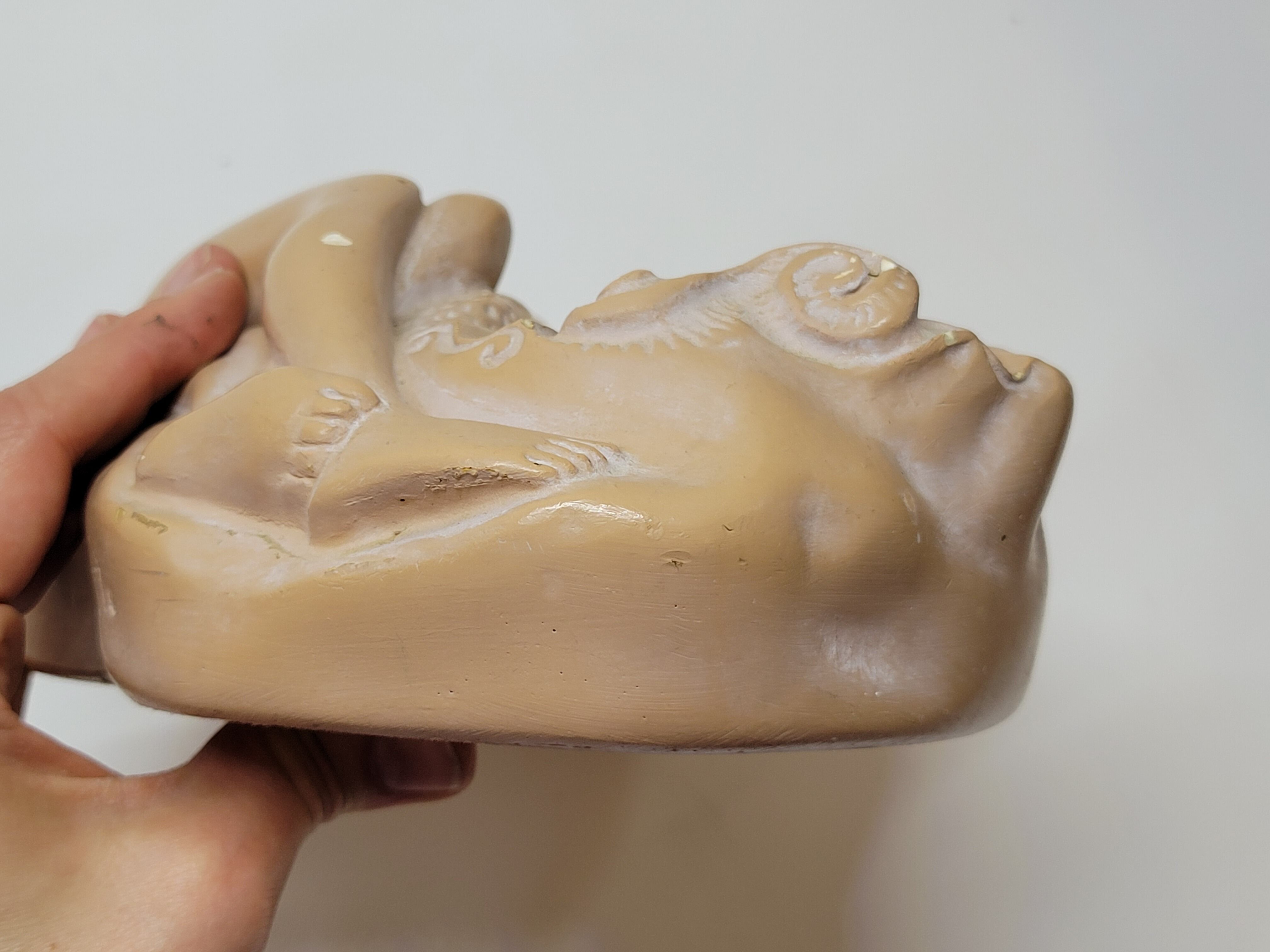 Empty plaster pocket sleeping woman art nouveau signed Carlo Conte