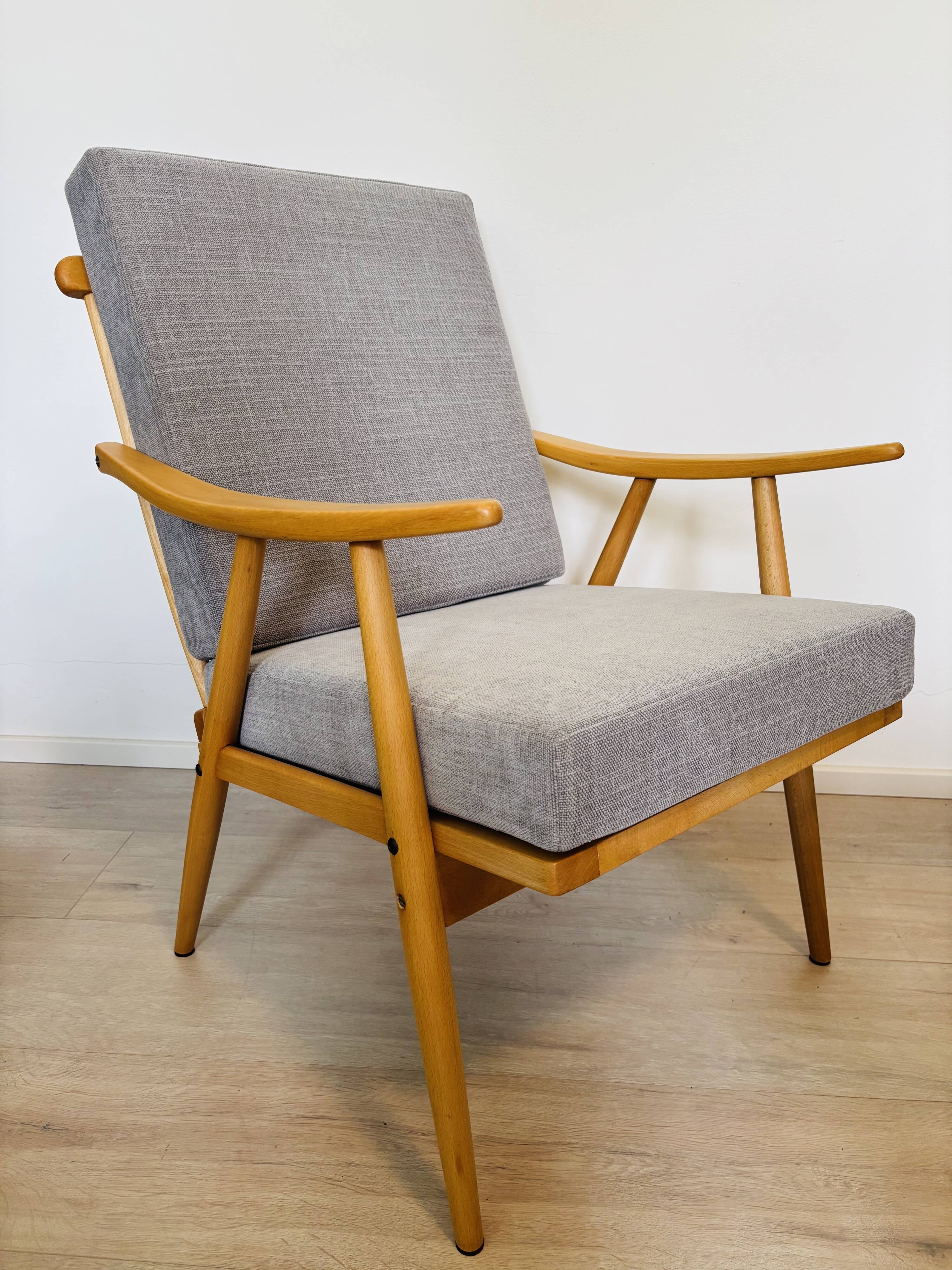 Mid-Century Boomerang Armchair by Jaroslav Smidek for Ton