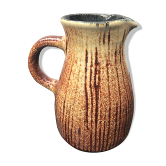 Old Accolay pitcher