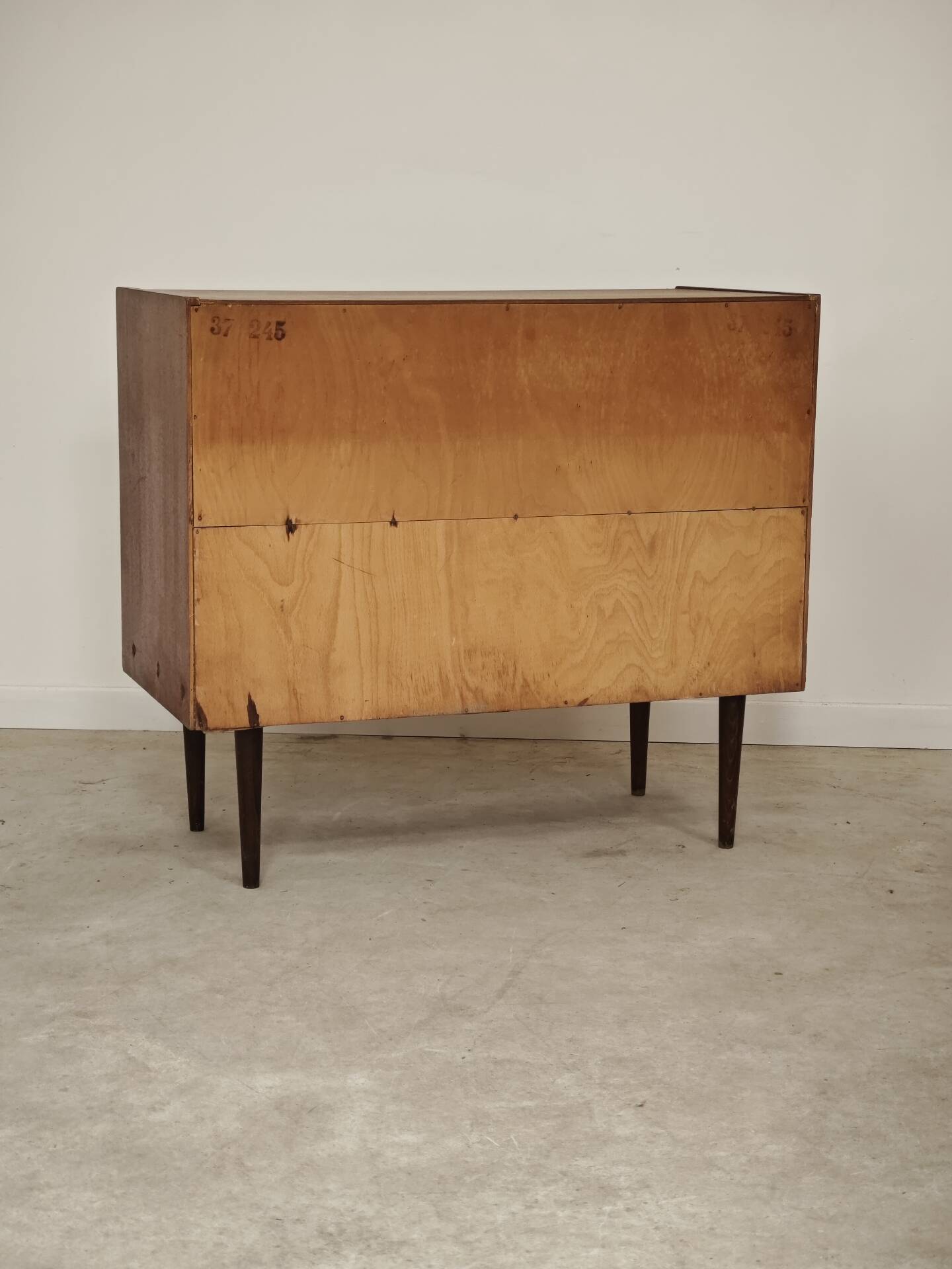 Petit meuble d'appoint buffet en bois 1970