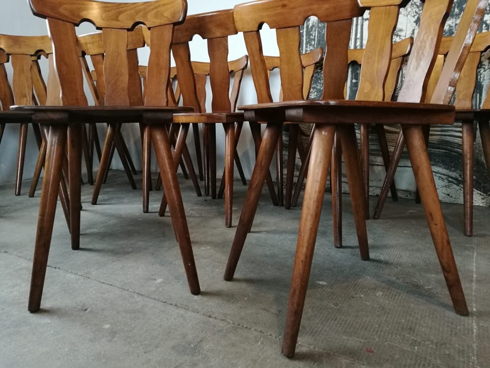 Lot of 14 vintage bistro chairs