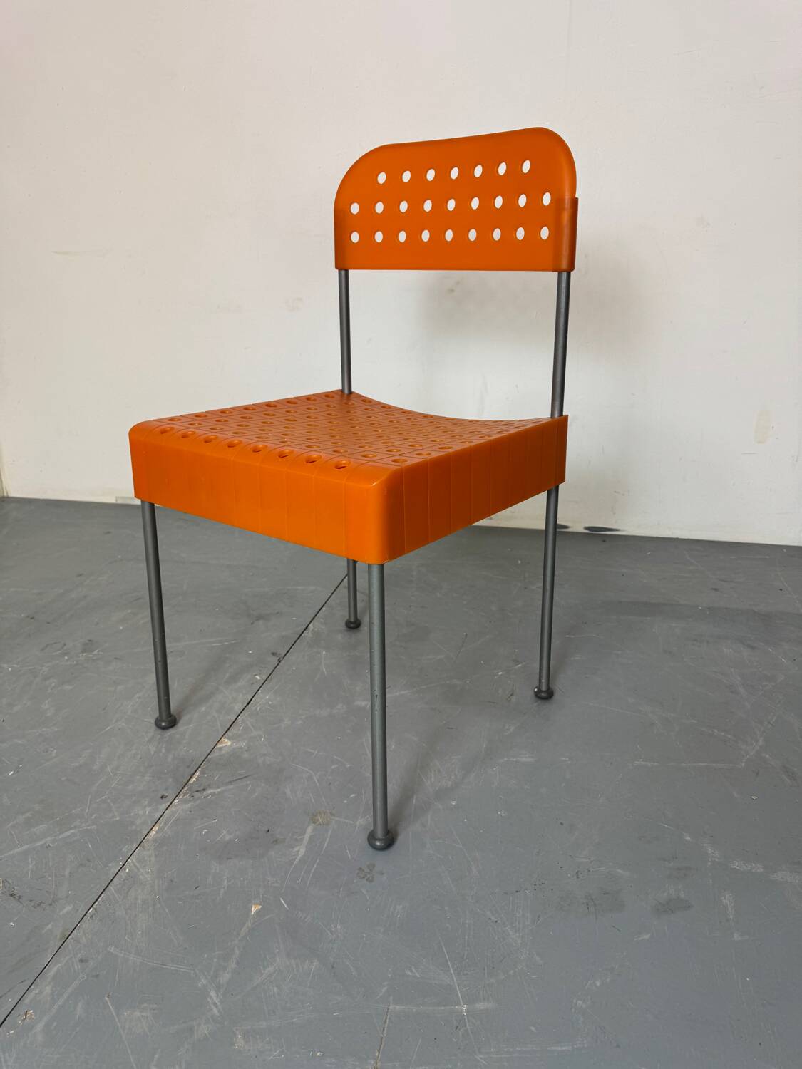 Iconic Italian design Orange Box Chair by Enzo Mari for Aleph Alantide