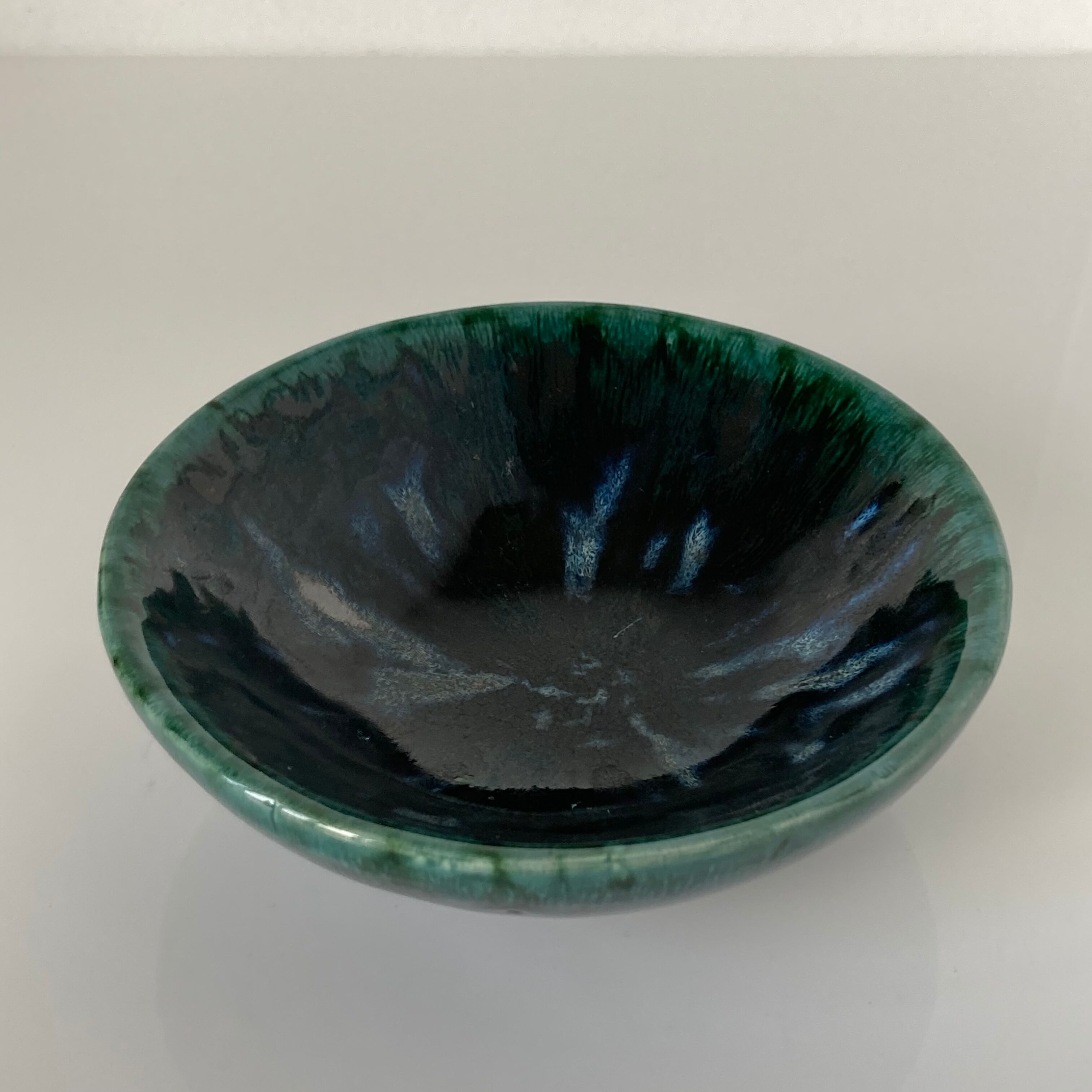 Ceramic pocket tray and green cover