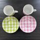 Paire de tasses décor Vichy