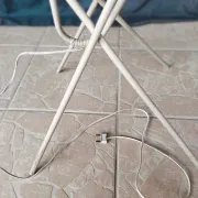 Lampadaire vintage dans le goût de Mathieu Matégot