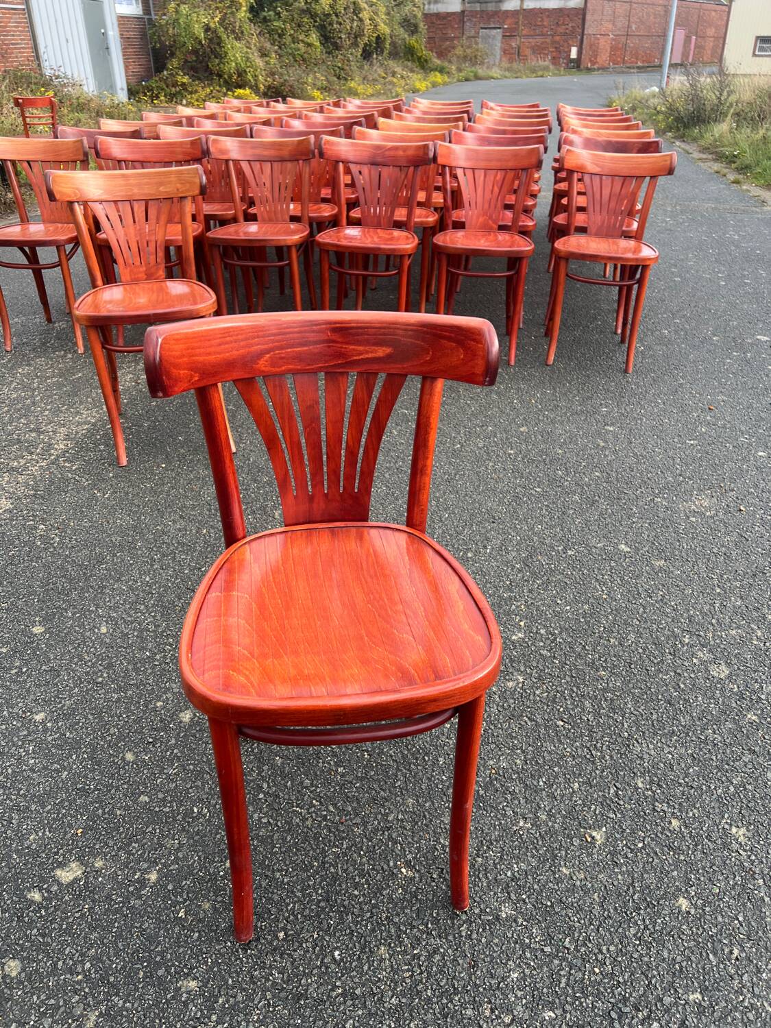 Set of 44 bistro chairs