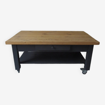 Table basse sur roulettes en bois gris ardoise