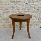 Wooden tripod stool, handle