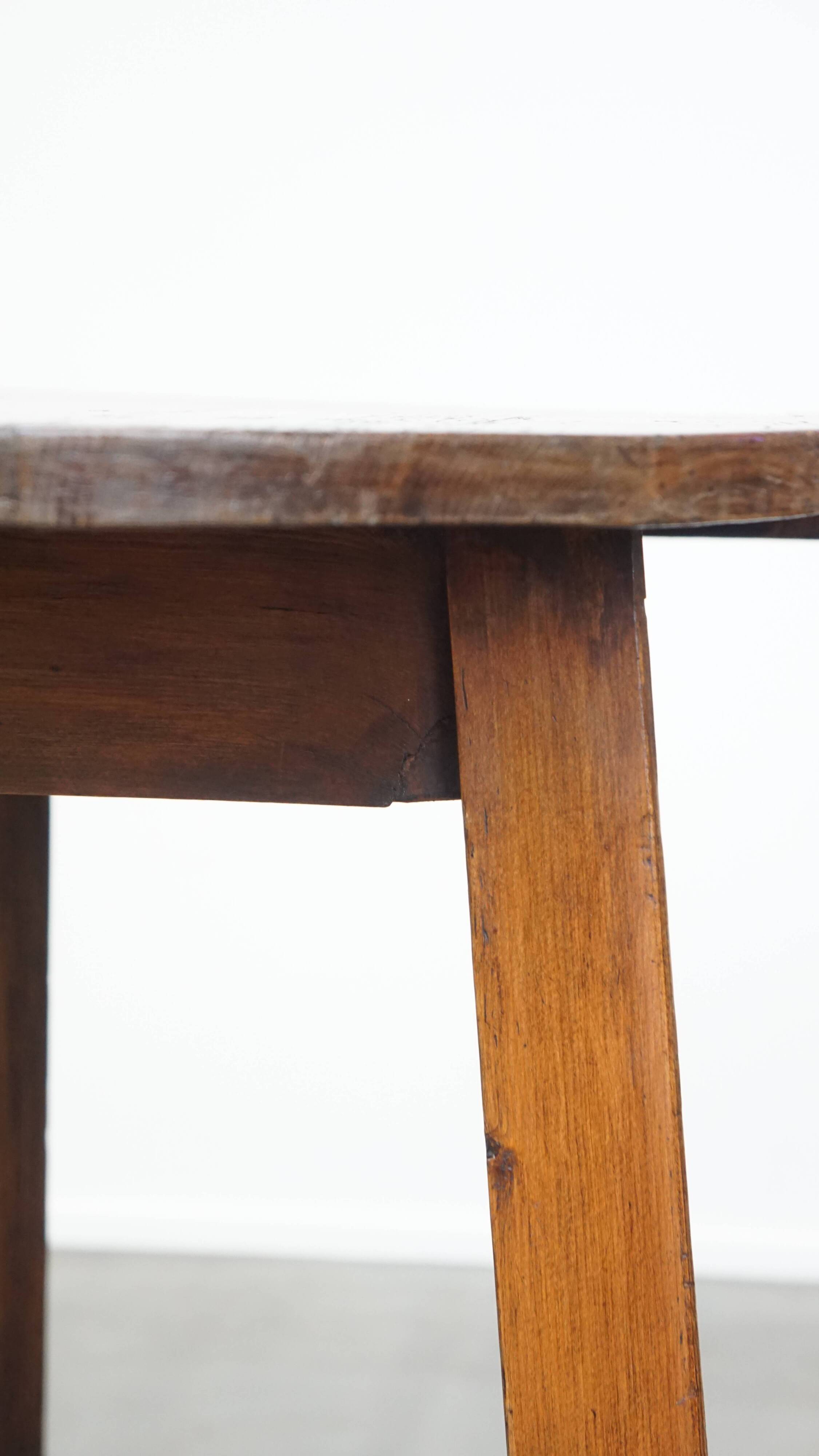 Antique English pinewood cricket table/side table from the late 18th century