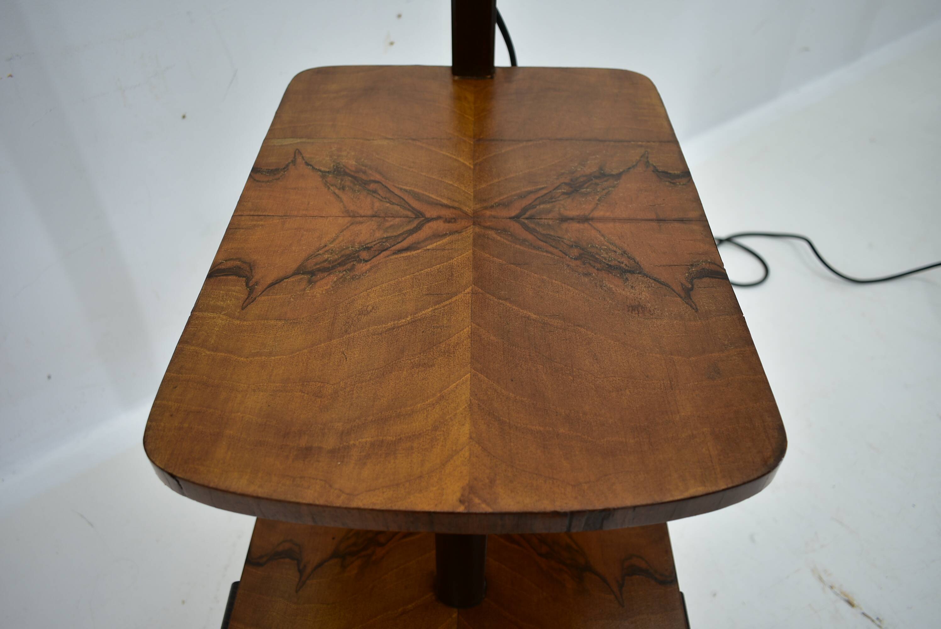 Lampe de sol Art Déco par Jindrich Halabala, années 1940.