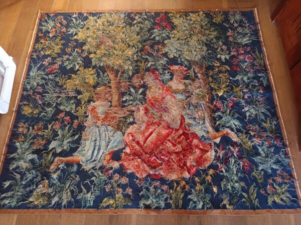 Grande tapisserie Jules Pansu –  La Dame au coffret  – Point d’Halluin