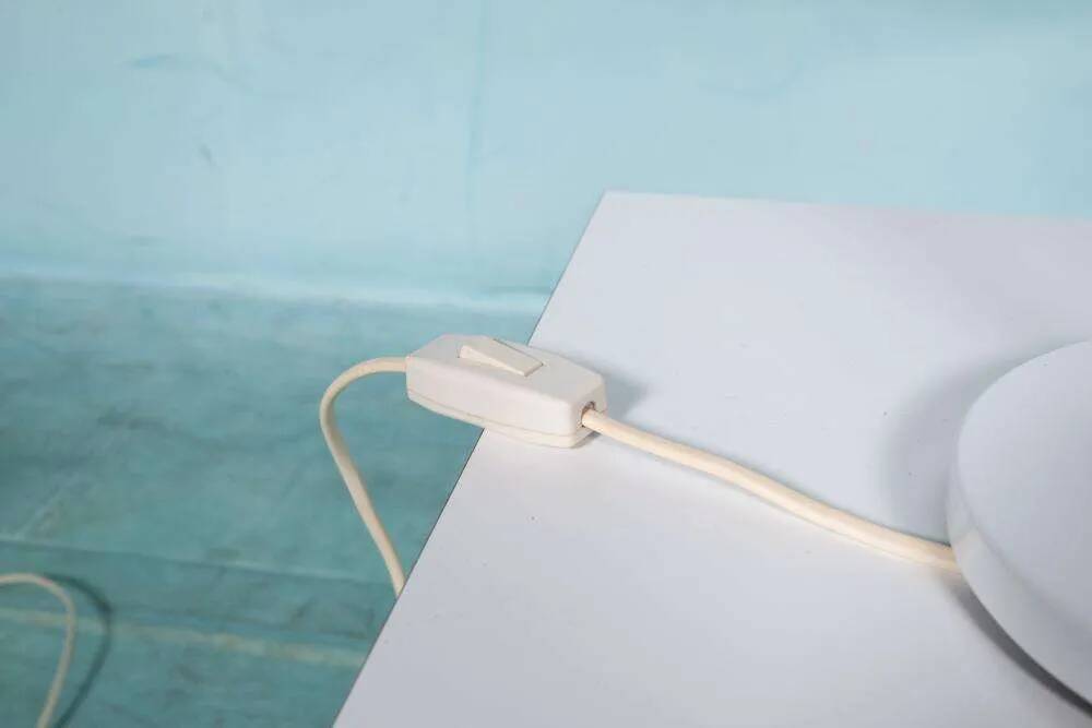 Lampe de bureau minimaliste des années 70, lampe de table Memphis OMI Sölken