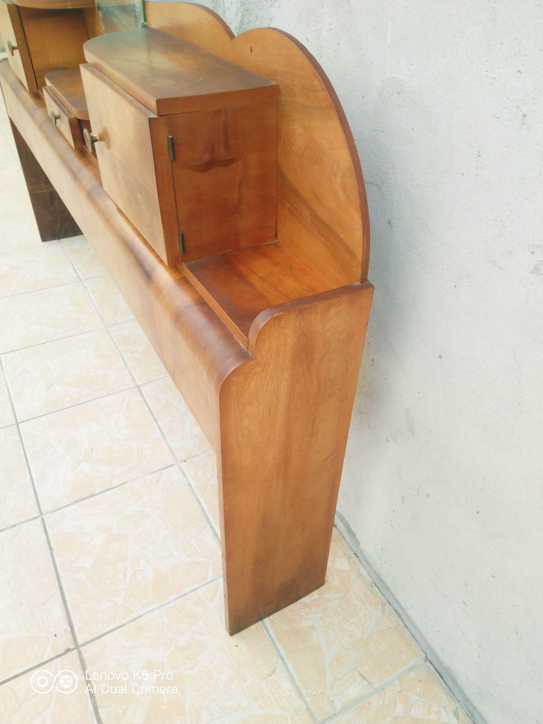 Cosy Art Deco headboard