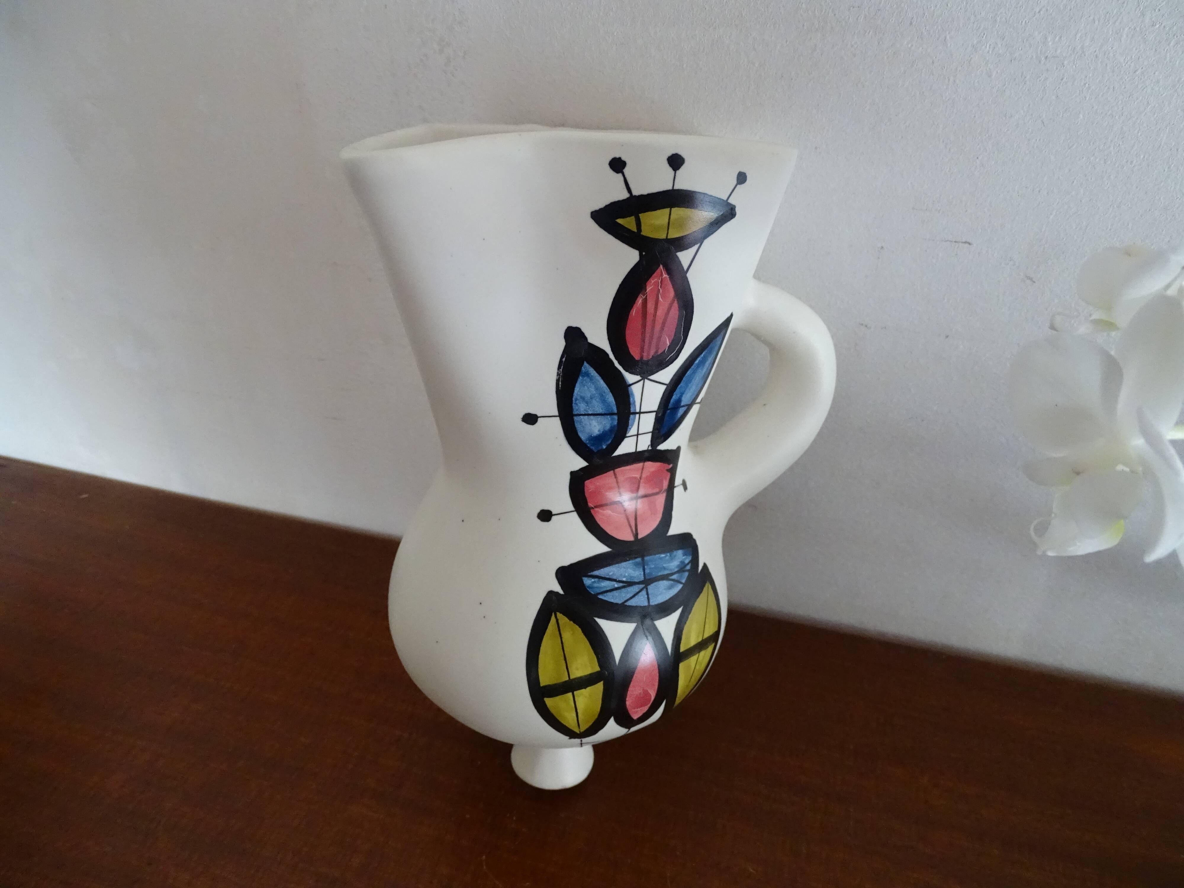 Roger Capron wall bouquetière signed