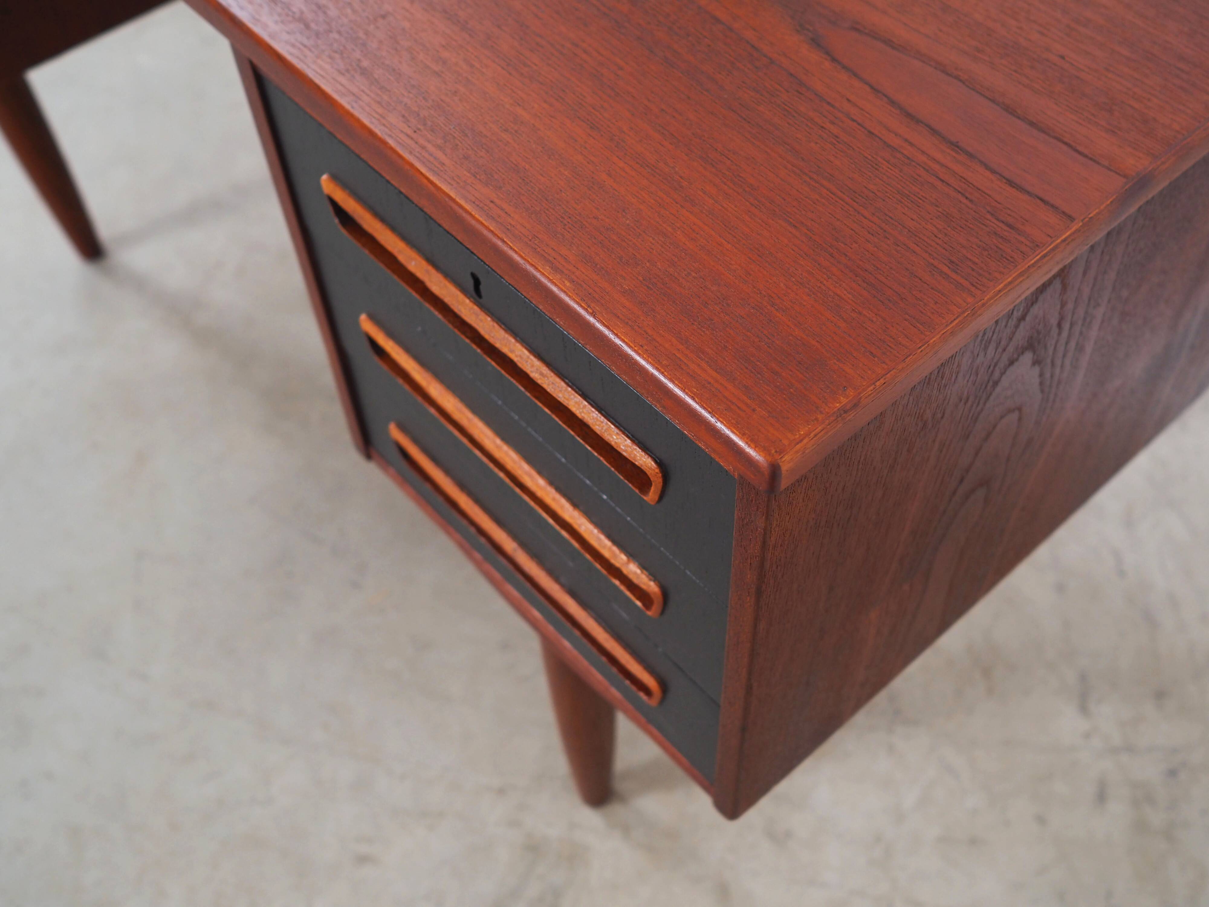 Teak desk, Danish design, 1970s, manufacturer: A.P. Møbler Svenstrup